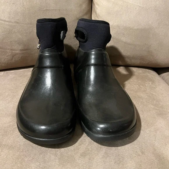 Bogs Women's Waterproof Ankle Boots - Black - Picture 2 of 9